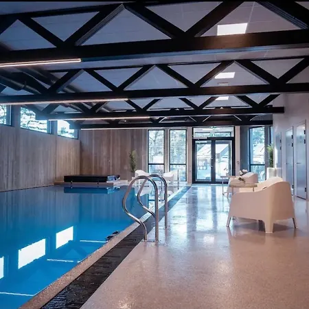 بيت للعطل I Sogne Sorlandet Tilgang Til Basseng Boblebad Badstu كريستينساند